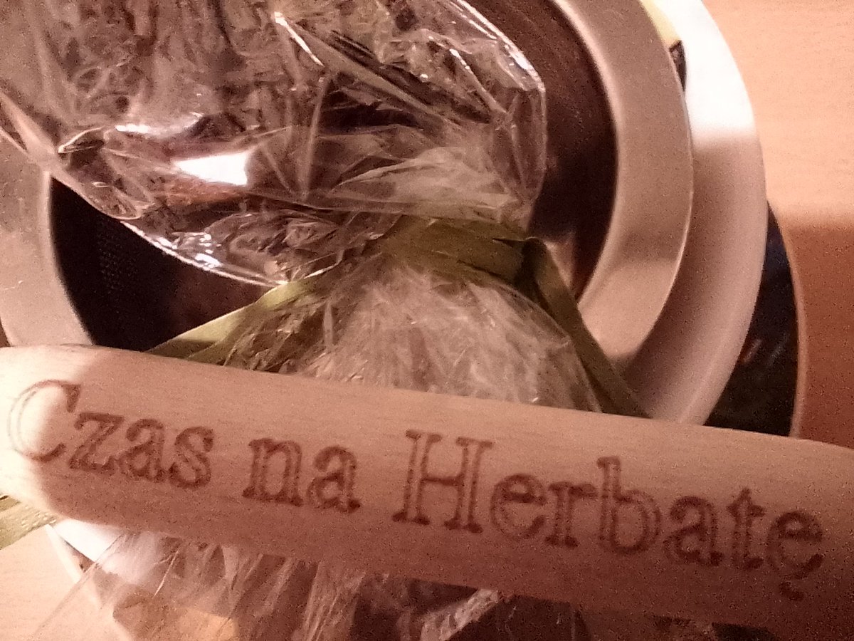 fibularyzacja's tweet photo. @Lucyna1701 @ojciec_tomasz Bardzo!
Ale spacer i tak był 😉
A teraz będzie Lapsang Souchong (bo przypomniałam siebie, że mam 'próbkę').

#teatime #teateam 🫖 https://t.co/HaLbgV0WlS