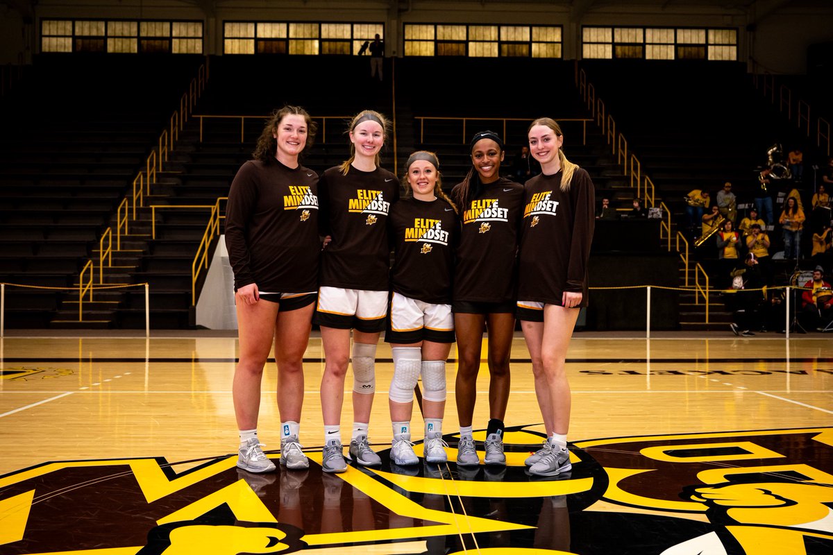 BW Women's Basketball (@bw_wbasketball) on Twitter photo thank you for everything ๐๐ค
#WITFEO #D3hoops thank you for everything ๐๐ค
#WITFEO #D3hoops