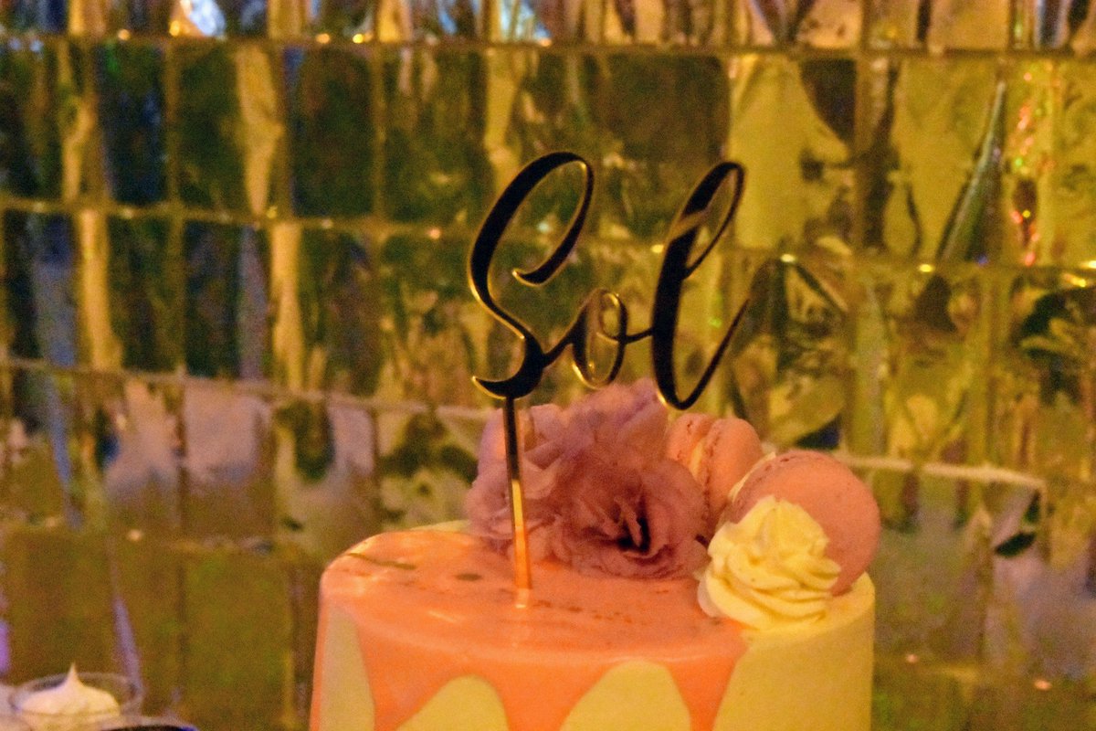 Mi trabajo: inmortalizar momentos así... 

🎂 Los 40 de Sol 
14 de febrero, 2025

#sophiefotografias