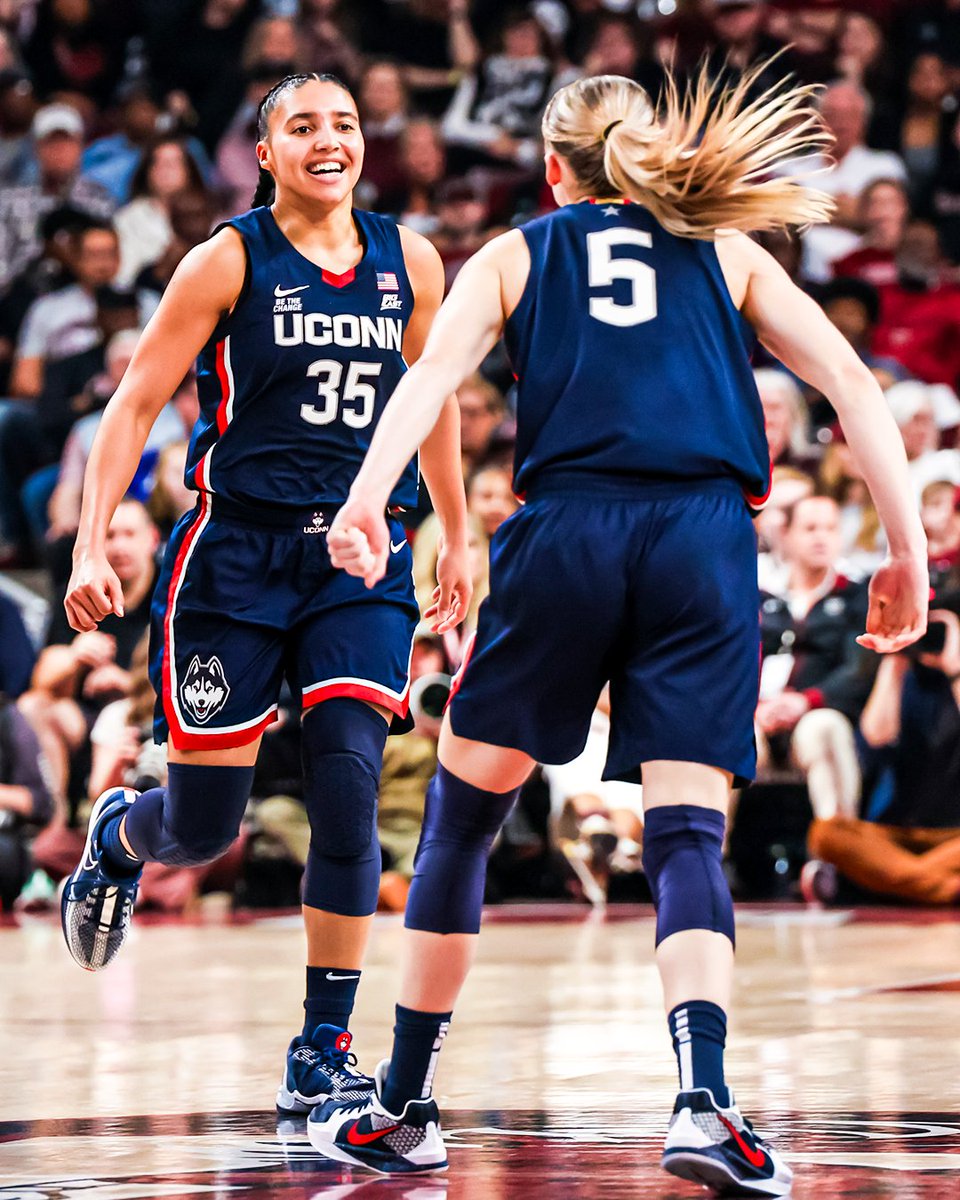 South Carolina won 71 straight home games heading into today.

UConn just ended that streak 🤯