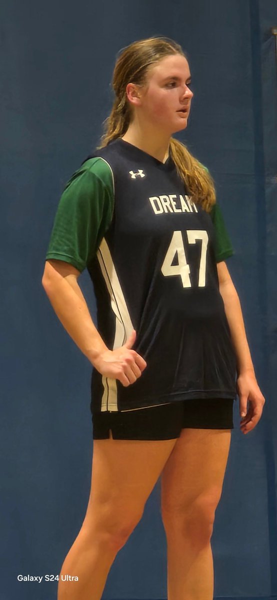 Emily Stevens has been giving me the "hands and footwork " i love seeing <a href="/HouDreamElite/">Houston Dream</a> <a href="/PGHTexas/">Prep Girls Hoops Texas</a> <a href="/PrepGirlsHoops/">Prep Girls Hoops 🏀</a>