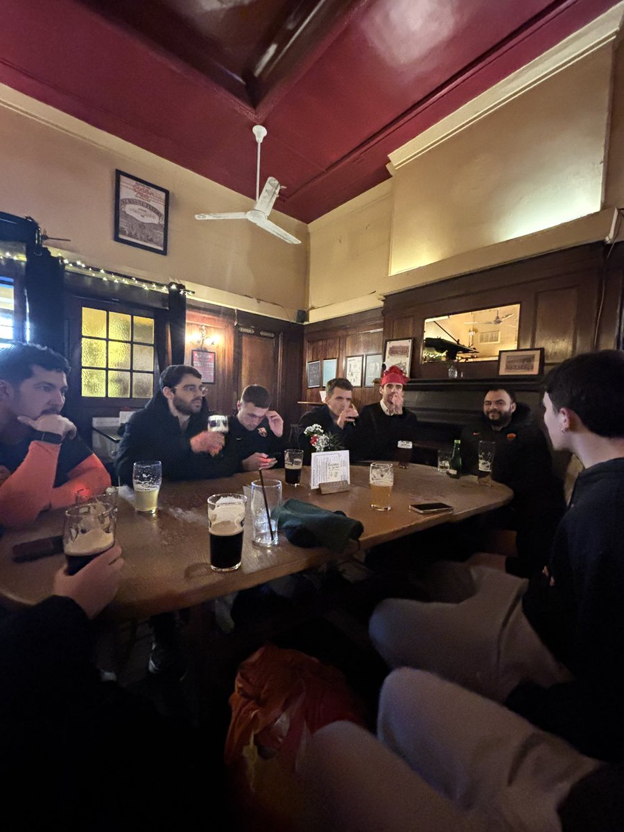 Finally found our shooting boots this morning 🥾 

Good result, another clean sheet and momentum to take into the second half of the season. 

⚽️x2: Danny
⚽️: Sam
⚽️: Joe
⚽️: Alex

MOTM: Alex

#UTC🦀

<a href="/SouthernSunday/">Southern Sunday Football League</a>