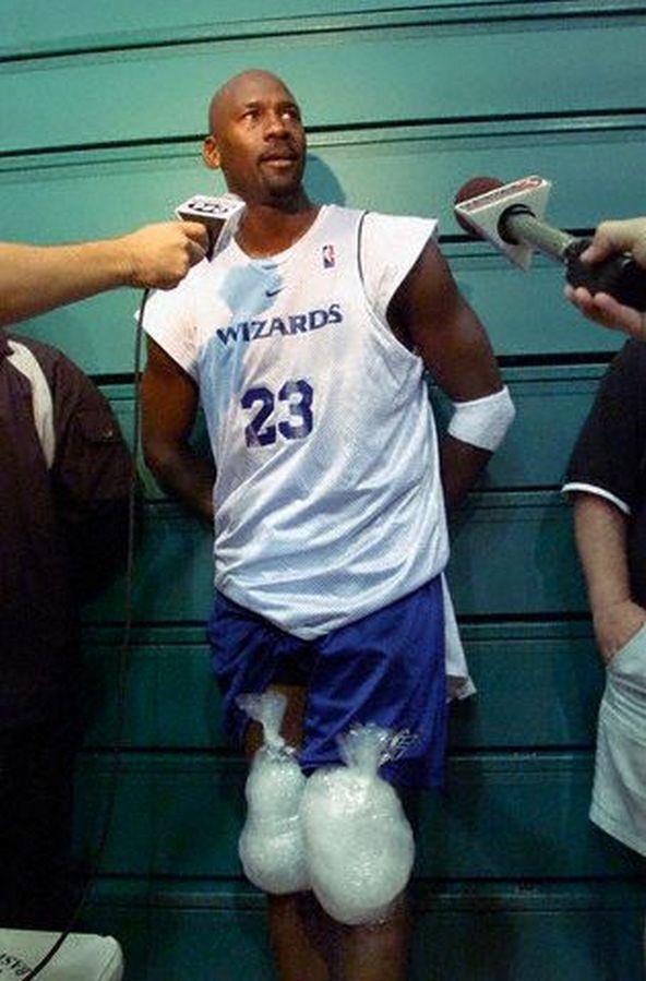 Friendly reminder: Jordan at age 40 on one leg played ALL 82 games and started in the All Star game. He would have his knee painfully drained of liquid after every game. His own teammates were shocked that he kept playing.. 

Meanwhile LeBron:

I can’t play I have a sore ankle..