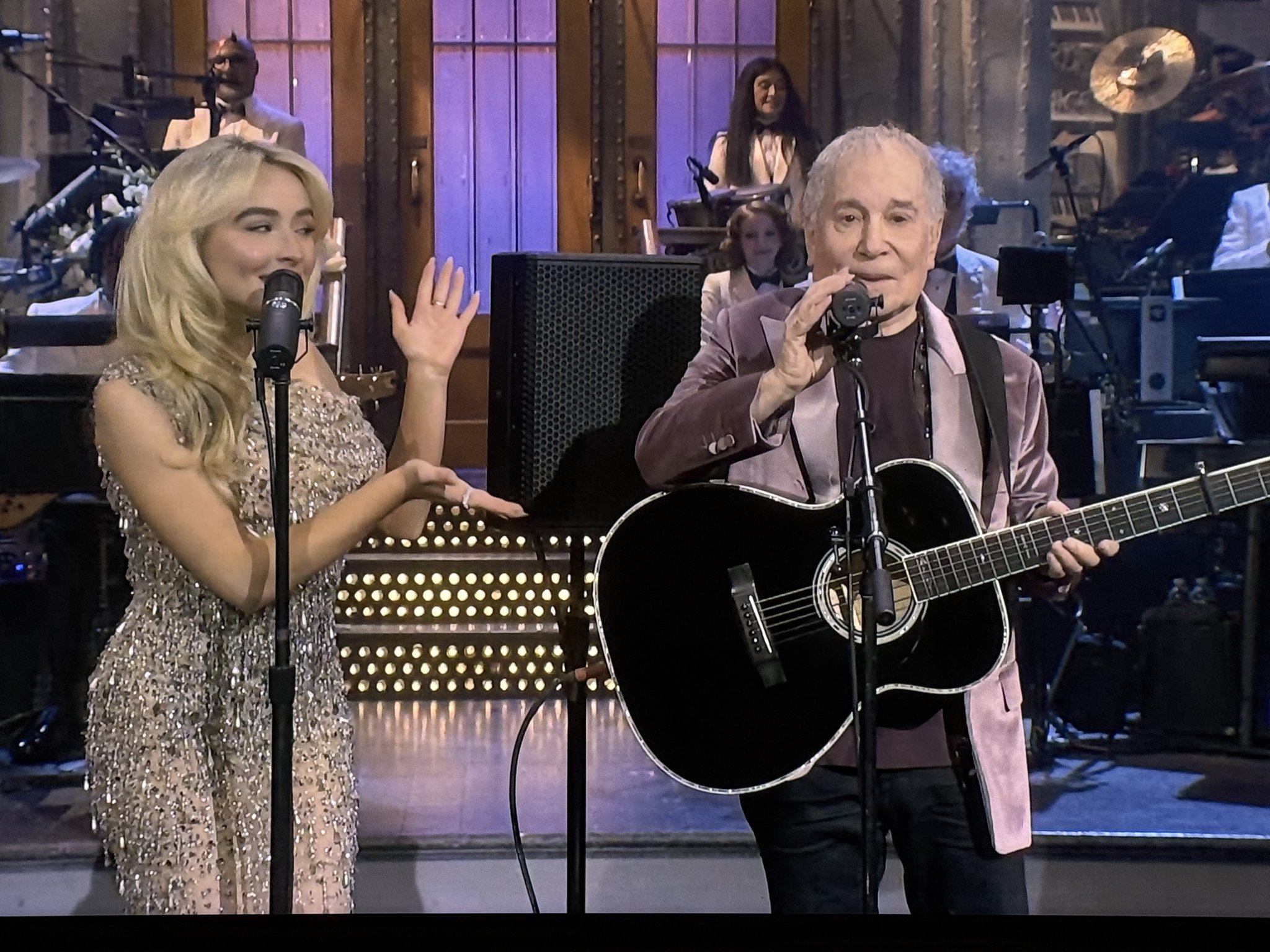 BrooklynVegan on X: "Saturday Night Live's 50th Anniversary Special opens with Paul Simon and Sabrina Carpenter performing Simon & Garfunkel's "Homeward Bound."⁠ ⁠ Paul: "I performed this song on SNL in 1976