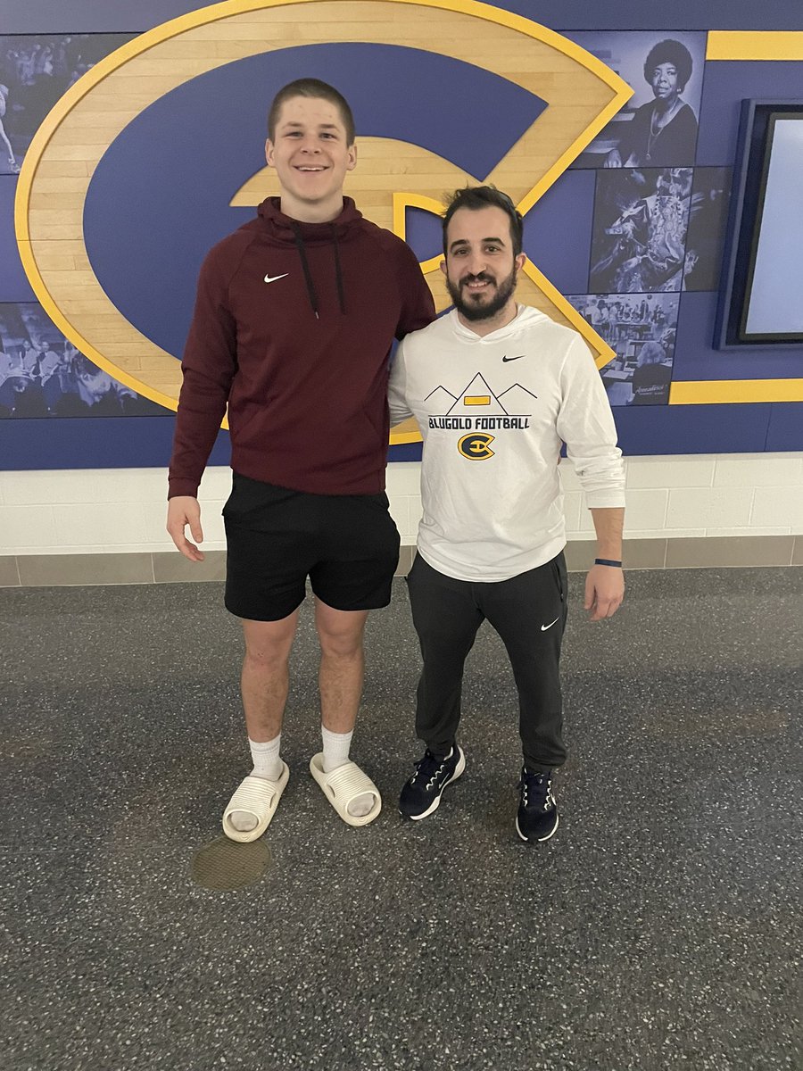 Thank you <a href="/UWECFootball/">Blugold Football</a> for the amazing camp today. Also happy to have meet <a href="/CoachPerotti/">Matt Perotti</a> in person. Can’t wait to talk more in the spring 
<a href="/bwdankeefer/">Dan Keefer</a> <a href="/CoachSchrenk/">James Schrenk</a> <a href="/landonpv91/">Landon Peavey</a> <a href="/aidanfoster2027/">Aidan Foster</a>