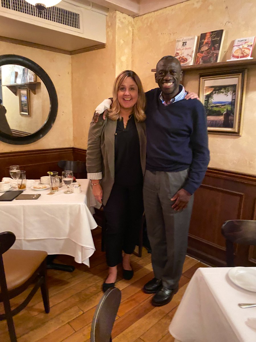 I know the world is crazy but seriously- we need the immediate release of my friend <a href="/kizzabesigye1/">Kifefe Kizza-Besigye</a> in Uganda 🇺🇬 - I’m glad to hear he is getting medical treatment but we need <a href="/HEBobiwine/">BOBI WINE</a> to mobilize the youth. And what we really need <a href="/KagutaMuseveni/">Yoweri K Museveni</a> to go!
#FreeKizzaBesigye