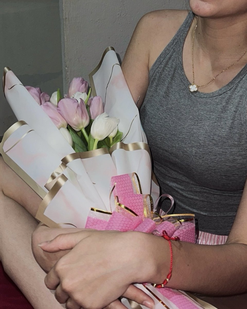 siempre supe lo mucho que ama los tulipanes ❤️