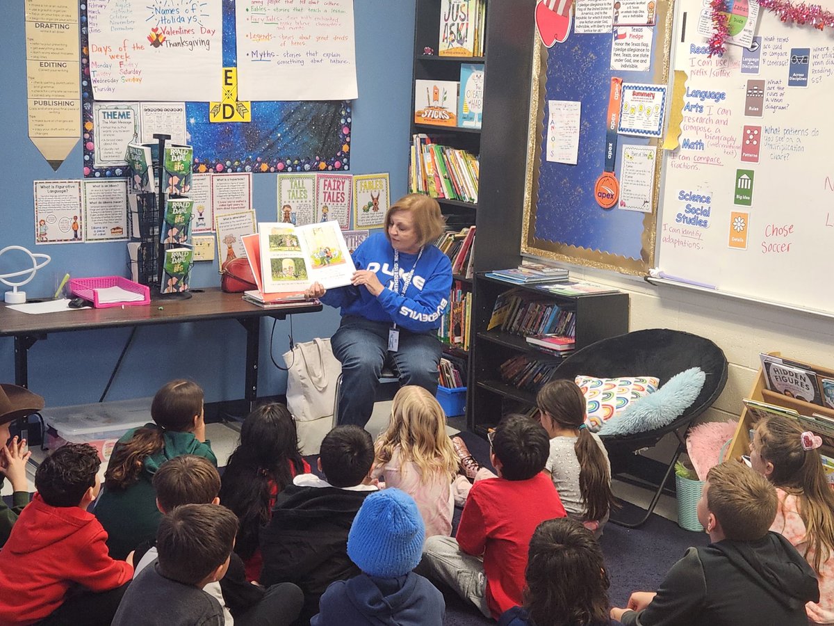 NISDLosReyes's tweet photo. Some of our Longhorns got to hear a story read to them by @NISD very own @kfreeman2005 ! Thank you, Mrs. Freeman, for sharing the love of reading with our kiddos. https://t.co/rsdmbsWcje