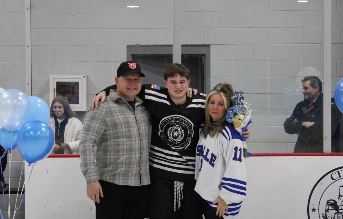 LSICadetHockey's tweet image. 🎉Celebrate Cadet 2025 Seniors🎉
@lasallecbc @Sec2hockey