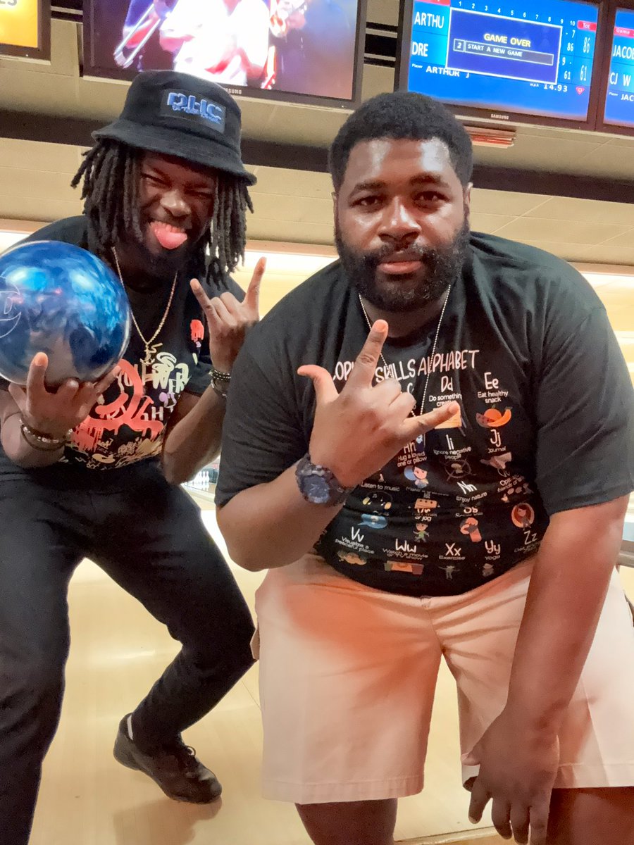 ArthurJoneslll's tweet image. The bro and I celebrating the chapter anniversary!!! 🎉💙🖤🤍 #MuXi