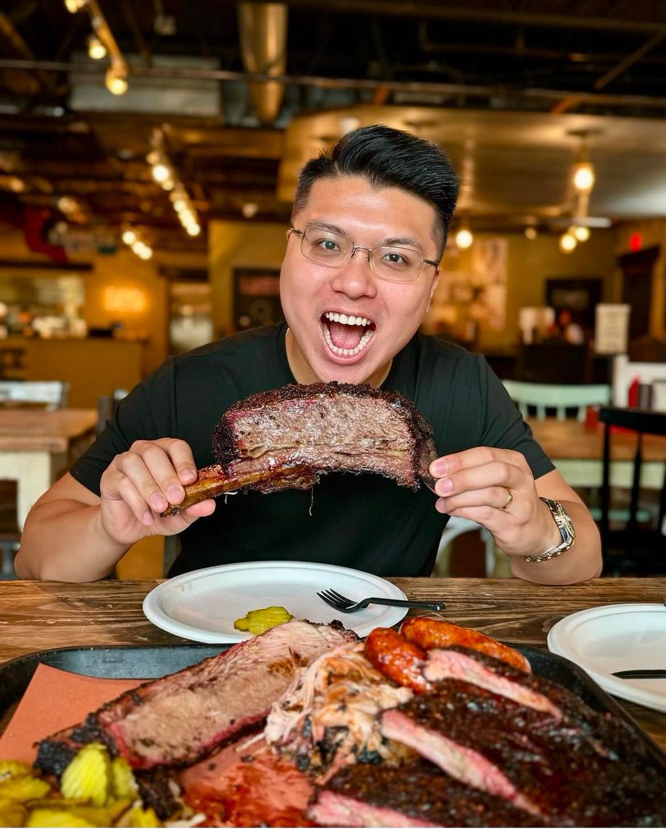 We're all about serving up that big Texas BBQ energy!

"Everything is bigger in Texas, baby!! Pecan Lodge in Deep Ellum / Dallas, TX is the pinnacle of BBQ excellence." - 📸: Jack via Instagram