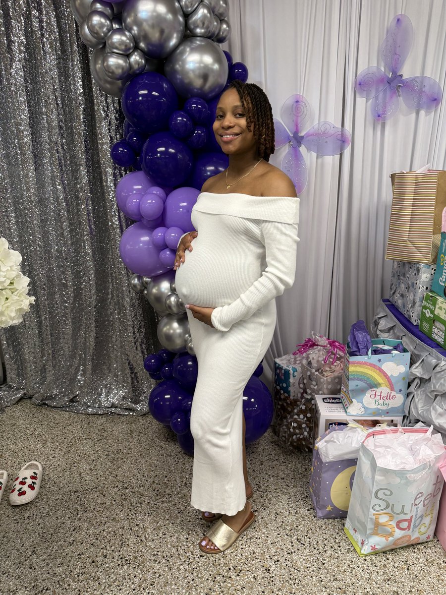 jaygray_4's tweet image. Showering baby Nova 🎀