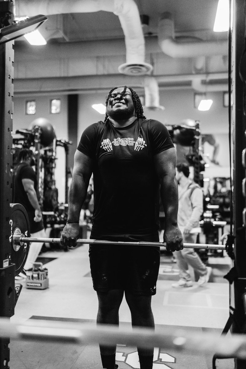 accagent4's tweet image. I won’t take this opportunity for granted. Just a kid from Canada chasing his dreams. ✌️ #DawgWork