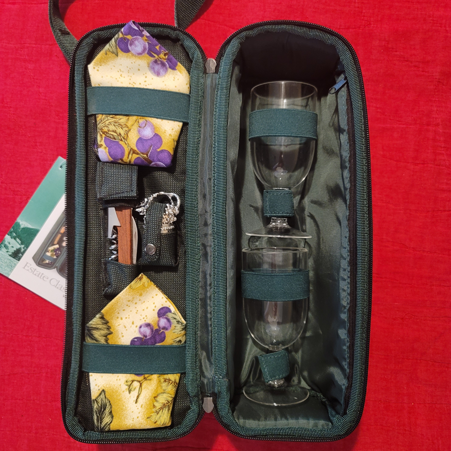 TheAlderGrove's tweet photo. https://t.co/gZlwpLLS1b  Enter to Win a Free Wine Tote! https://t.co/kL3PrrTme3