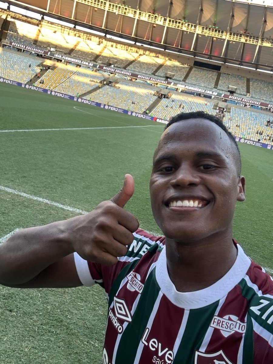 resenhaflutt's tweet photo. Eu te amo Jhon Arias ❤️ https://t.co/ngP3aYqOss