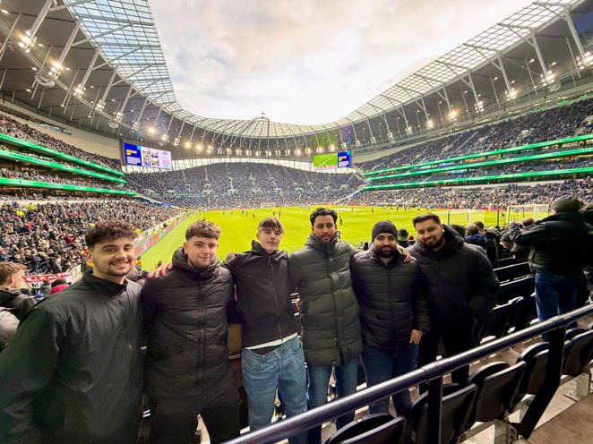 Tottenham away 🇾🇪

Shocking that