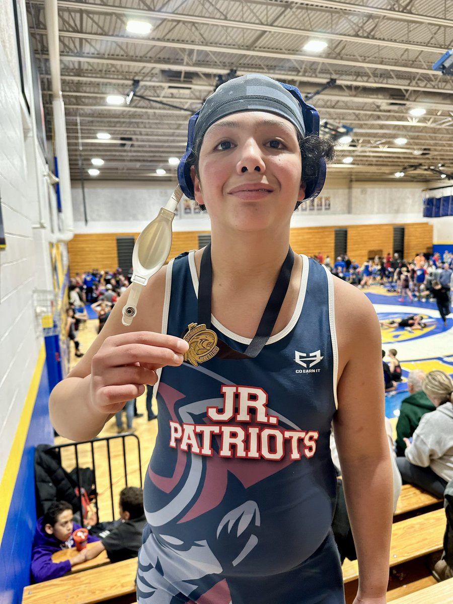 Congratulations <a href="/EvanMuyco/">Evan Muyco 🏈🤼‍♂️🇵🇭🇬🇷</a> for finishing 1st at the Junior Fox Wrestling Tournament #ProudPapa