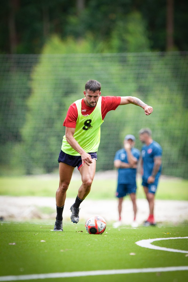 BrunoSerron's tweet photo. Pretemporada 2025 🔴🔵 @clubatenasuy https://t.co/nJDQISxucD