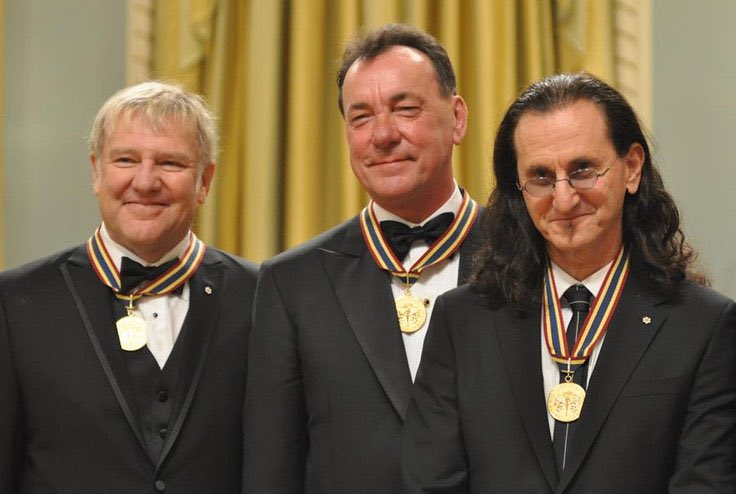 SteveInArkansas's tweet photo. @RodKahx #Respect We love Canada!
Please remember the words of NEIL PEART
“Better the pride that resides
In a citizen of the world
Than the pride that divides
When a colourful rag is unfurled”
#stopanger #dontbuyintoanger #Canada #USAvsCAN @rushtheband @_Rushfans #peace #love https://t.co/GySKENy6EF