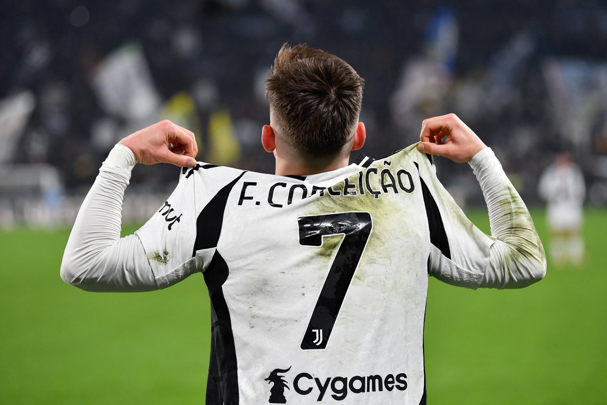 سحر الرقم 7️⃣ في يوفنتوس لا يفقد رونقه ✨ 

كونسيساو قدم عمله على أكمل وجه 🥳 🇵🇹

#الدوري_الإيطالي | #يوفنتوس_إنتر