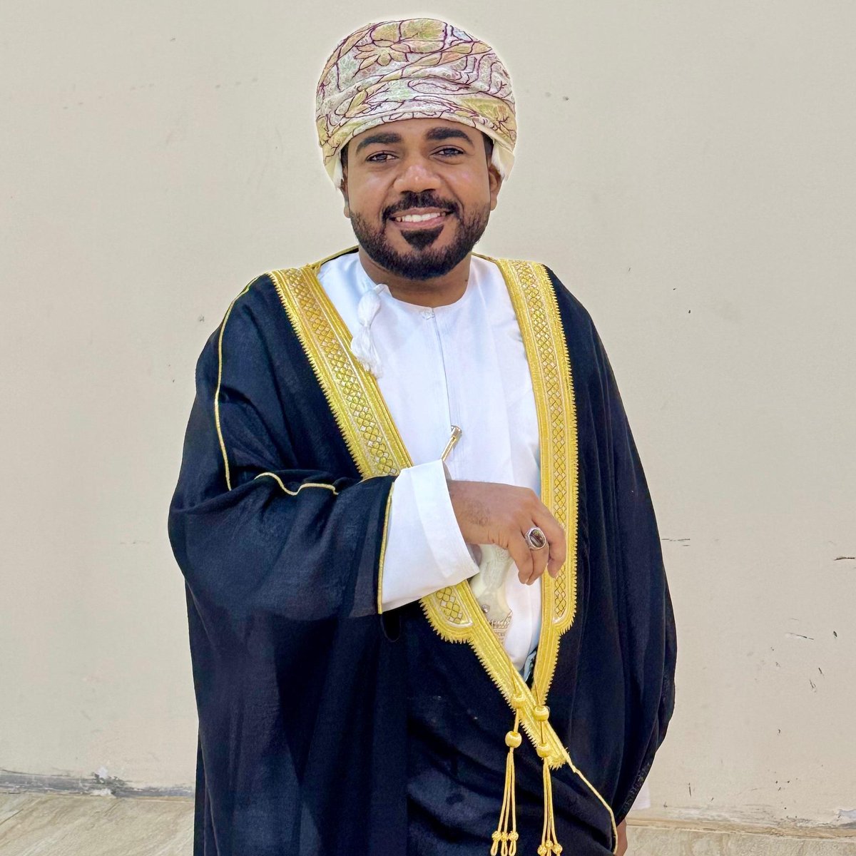 SaidSaidalrisi's tweet photo. #NewProfilePic https://t.co/jiWu4sQS0T
