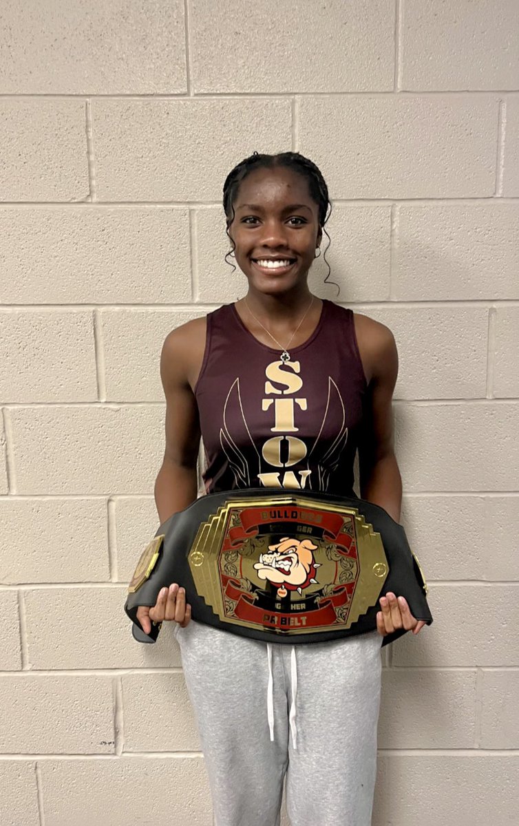 Indoor PR to tie the school record! Ewere Okoh runs 27.28 in her final 200m of the indoor season. Big things ahead for this freshman! #SpeedKills #StrongerTogether