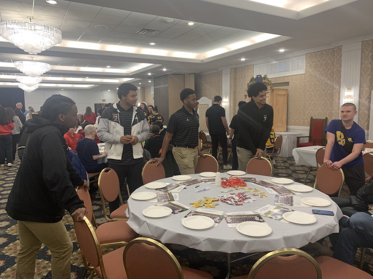 Carnegie Mellon Football tweet media
