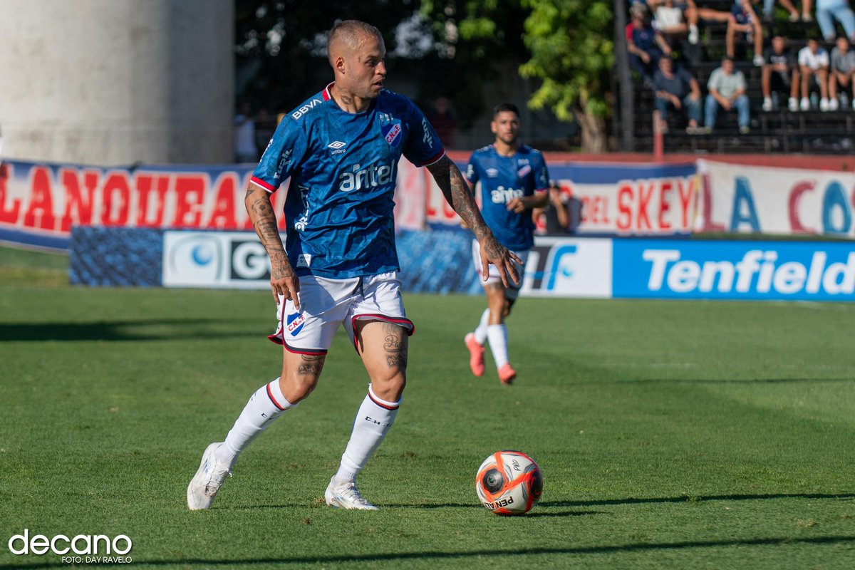 𝗚𝗼𝗹𝗲𝗮𝗱𝗼𝗿𝗲𝘀 𝟮𝟬𝟮𝟱 𝗲𝗻 𝗡𝗮𝗰𝗶𝗼𝗻𝗮𝗹 ⚽️

1️⃣ Jeremía Recoba - 3 goles
1️⃣ Nicolás López - 3 goles
3️⃣ Diego Herazo - 1 gol
3️⃣ Bruno Arady - 1 gol