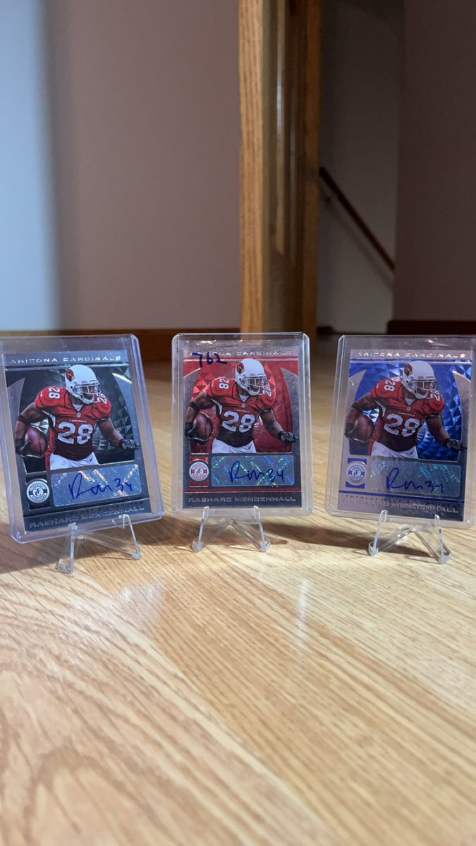 CardManJosh's tweet image. #ISO the Totally Gold Signatures parallel of this card to complete the rainbow… acquired the Green /5 since this picture was taken.. RT’s appreciated