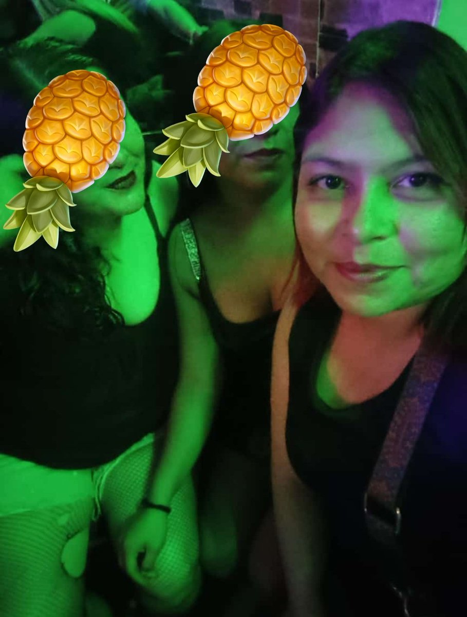 Paolasex069's tweet photo. Que noche la de anoche😈🔥La amistad no crece por la presencia de las personas,sino por la magia de saber que anque no las veas estan en el corazón y aunque pase el tiempo cuando las ves es como si este no pasara gracias @princessmari102 y un gusto conocerte @Maite5837101 por mas https://t.co/MdgHlds4XO