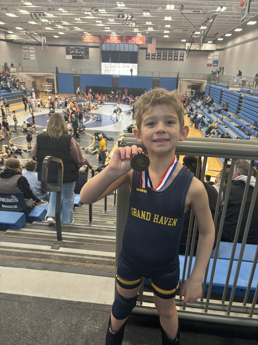 wiebengj's tweet image. Proud is an understatement. Grays goals in Kindergarten were to have fun and new make friends. We met those, we but we also learned so much more! Had a great day at Cornerstone University!