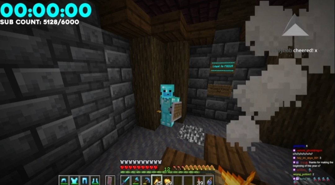 astrowarr's tweet image. goodbye to @4_cvit's amazing subathon ❤️ it has led me to the best community and friends i could've ever asked for when i joined the lifesteal fandom. our silly farewell vc will never forget this moment... #thankyou4c