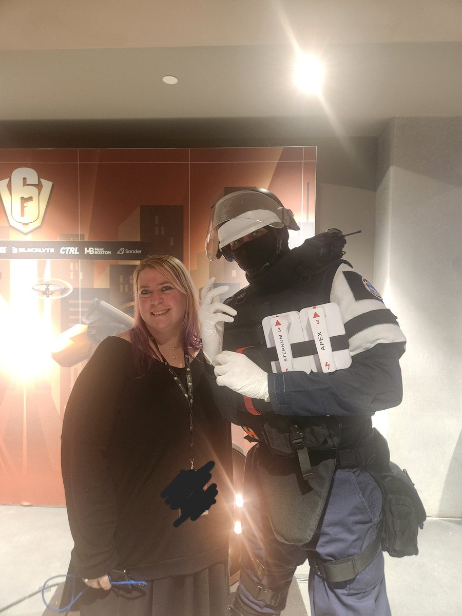 I almost fainted after the 1st map but I found my Doc!! 😍😍😍 <a href="/NoLimi7_/">NoLimi7 | PSG Talon</a> ❤️❤️❤️
#SixInvitational