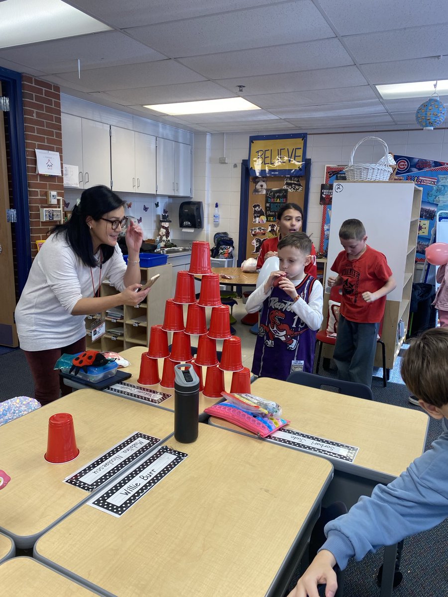 Mrs. Duffer tweet media