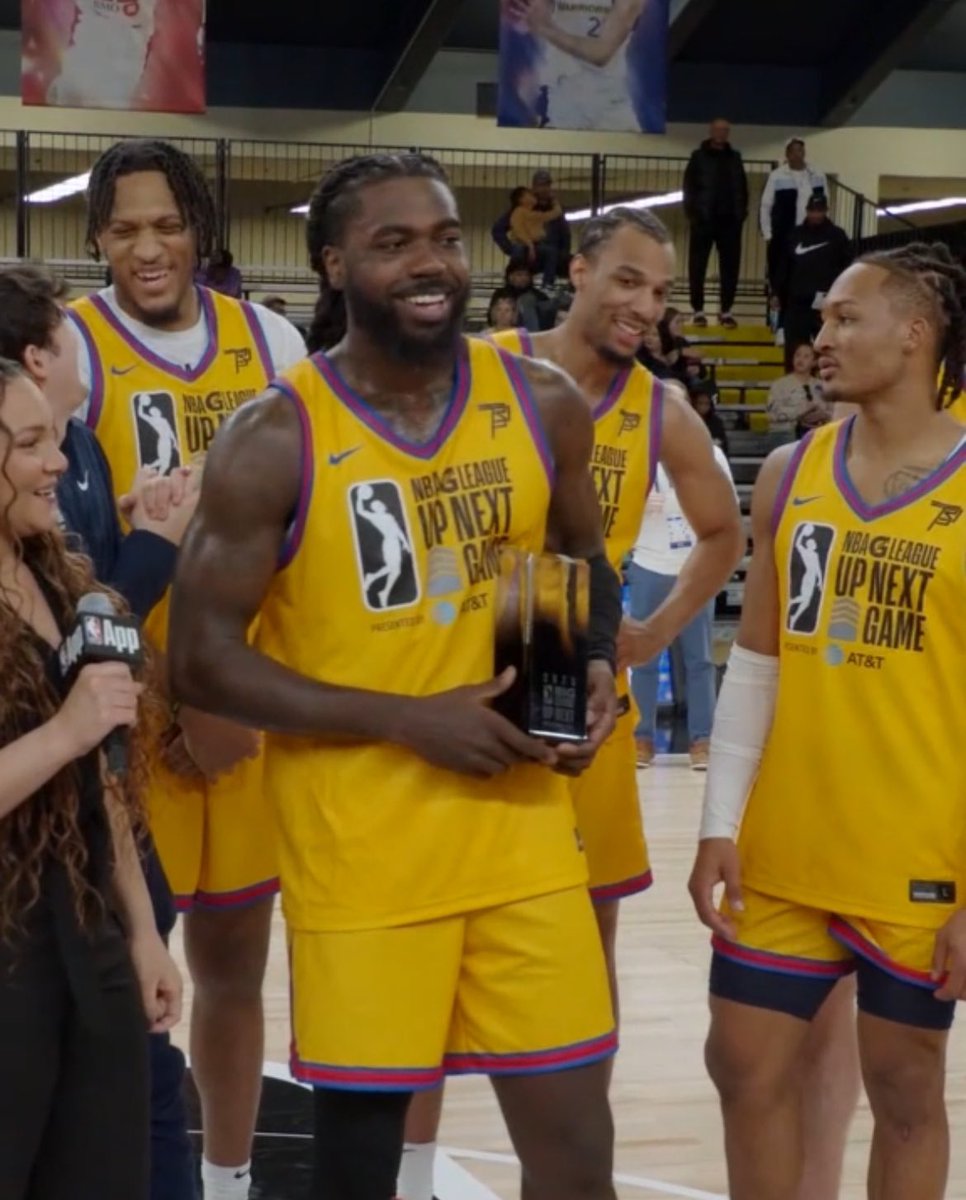 CPSkyhawks's tweet image. Putting on for the Southside ⭐️