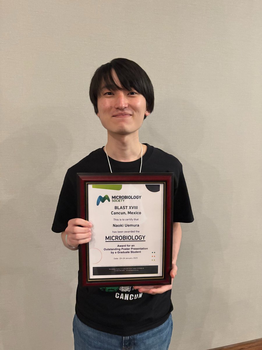 Shoutout to <a href="/NaokiUemur84950/">Naoki Uemura</a> for winning the Microbiology Society Outstanding Poster Award 🌟 Your hard work and research are truly inspiring. Keep shining! ✨#ProudMoment. Thanks to <a href="/MicrobioSoc/">Microbiology Society</a> for shape the future of microbiology. #blastmeetings2025