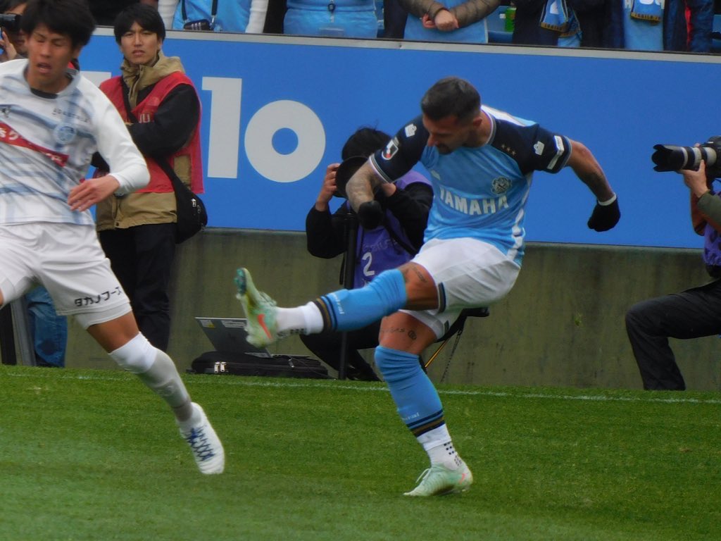canzoneNaca17no's tweet photo. Admirer
#Jubilo
#JordyCroux
#Croux
#ジョルディクルークス https://t.co/HLPdNFUVmM
