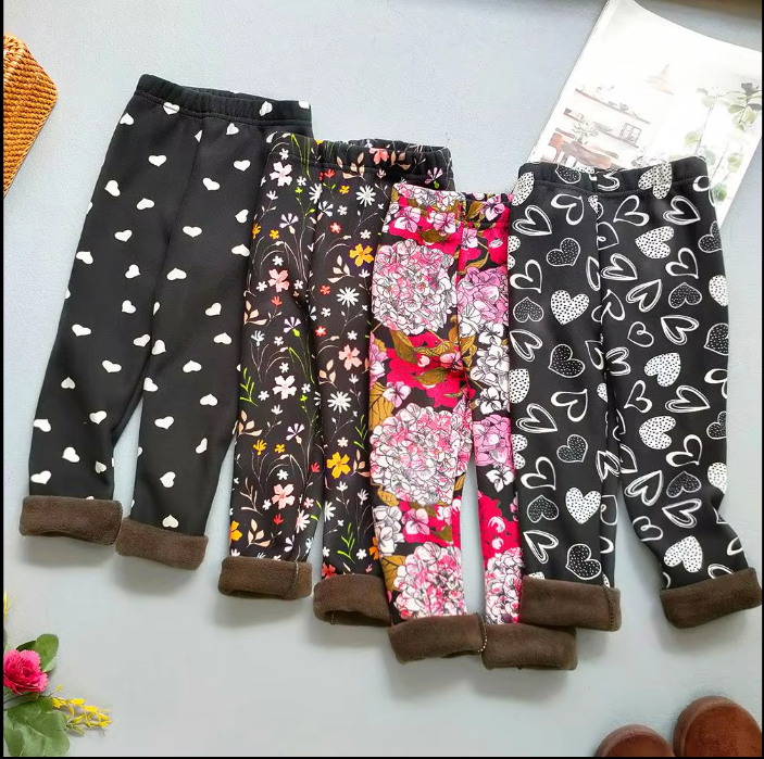 Kids_N_More's tweet photo. 🧡❄️ Stay warm &amp; stylish with Warm Printed Girls Leggings! Soft, comfy, and perfect for chilly adventures. 🌸👧
✨ Only $7.99 – $9.99!
🛒 Shop now: https://t.co/1F22ZeWV3i
#CozyAndCute #WinterFashion #KidsStyle #KidsNMore #WarmLeggings https://t.co/4NG7gwRScb