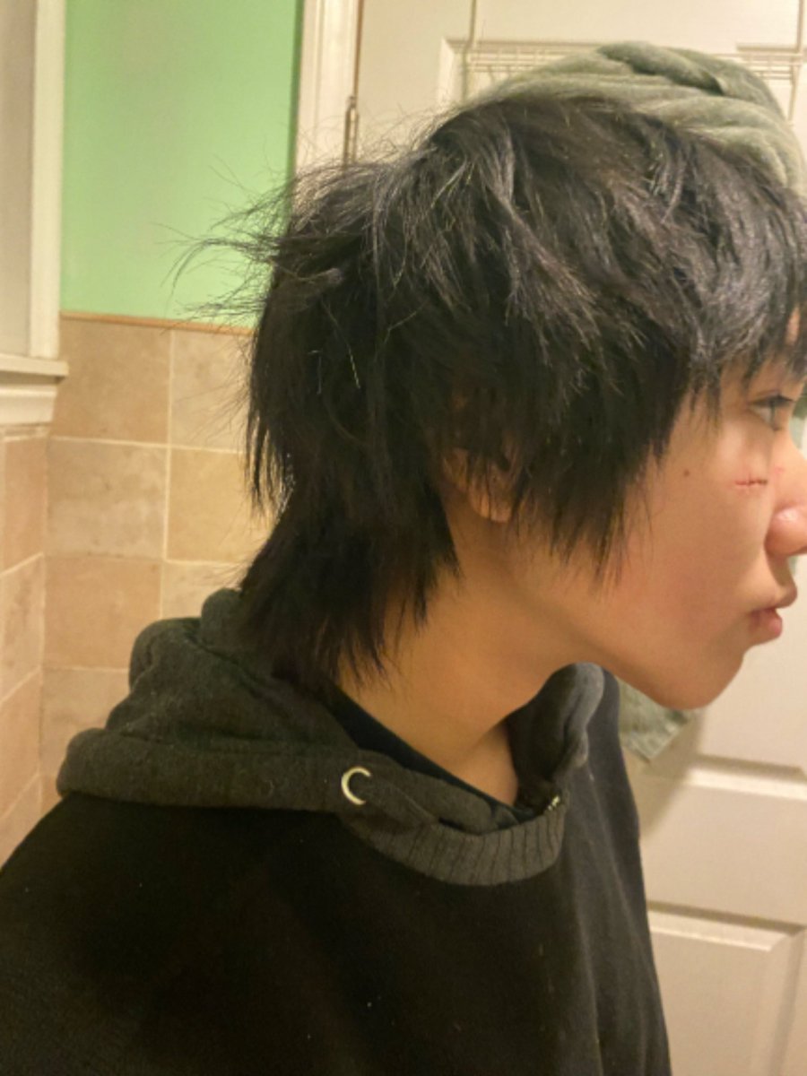 fackingnefor's tweet image. before and after joining #edtwt😭 (august vs now)