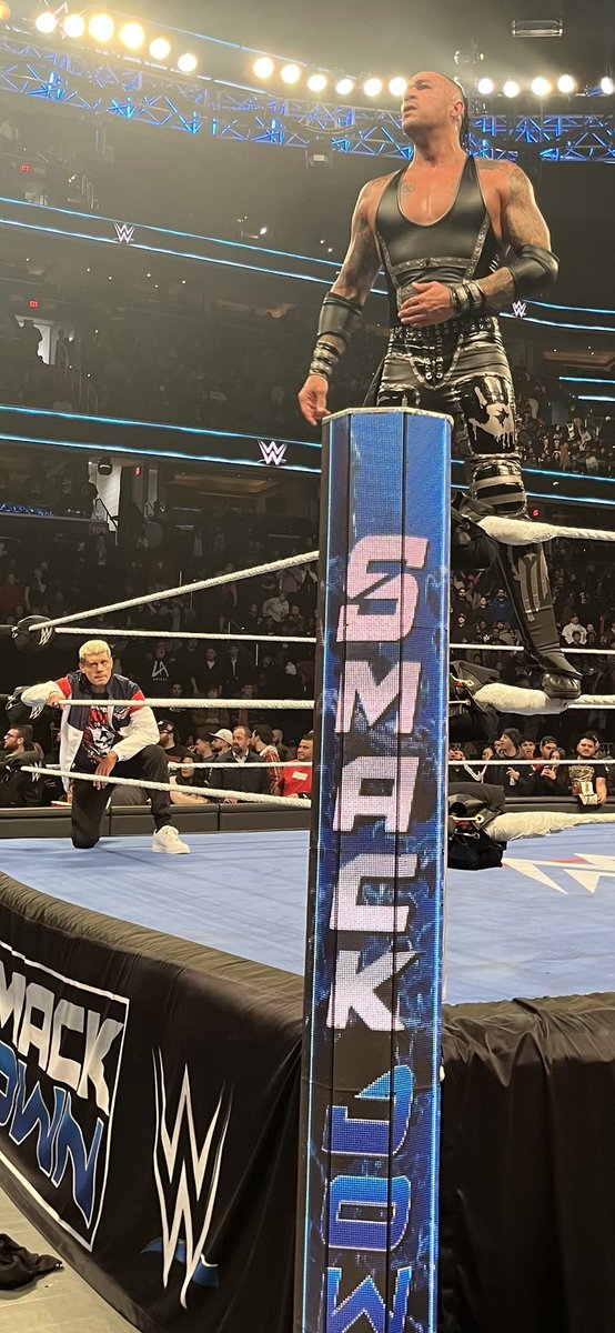 MsHope0621's tweet photo. CONGRATULATIONS to our former #SenorMITB and #ElCampeon for winning the qualifying match to enter the #EliminationChamber!!!🏹🏹🏹 #AllRise #SmackdownDC #Smackdown #DamianPriest @ArcherOfInfamy #WWE #LiveForever https://t.co/P5Jat8w0S4