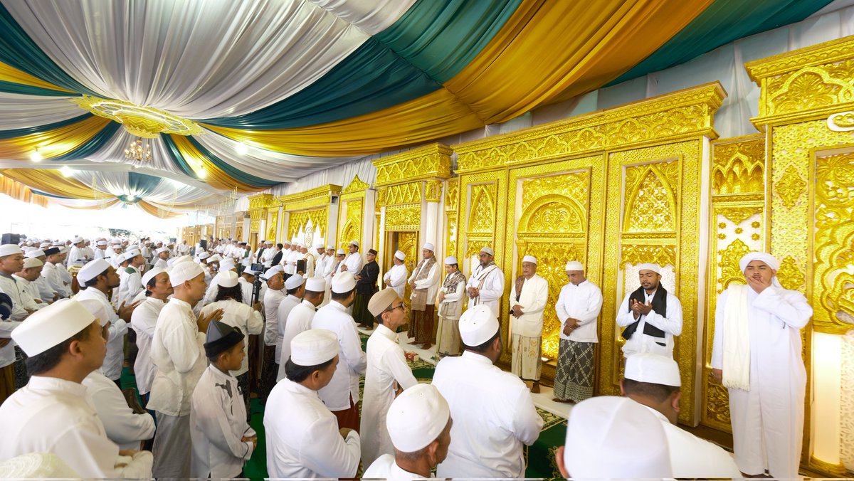 makhie___'s tweet photo. Haul Akbar Demak.
Minggu, 16 Februari 2025. https://t.co/doA2aQtlPs