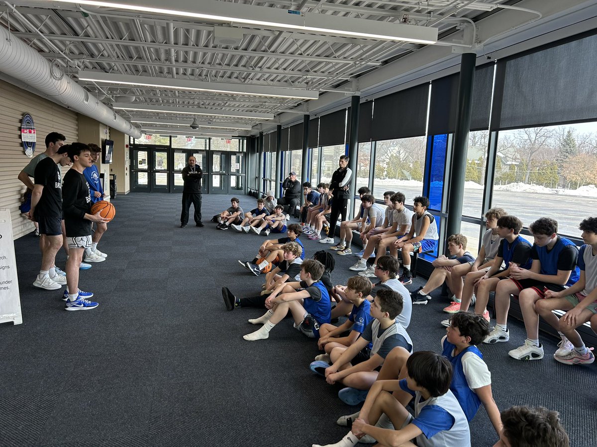 ross deutsch (@thegeneral39) on Twitter photo 4 of our seniors-Simon Moschin, Liam Dunn, Hayden Kach, Asher Diamond taking the time on a Sunday to deliver a great message to our Feeder players; the value of hard work. #culture #character <a href="/HPHS_Athletics/">HPHS Athletics</a> 4 of our seniors-Simon Moschin, Liam Dunn, Hayden Kach, Asher Diamond taking the time on a Sunday to deliver a great message to our Feeder players; the value of hard work. #culture #character <a href="/HPHS_Athletics/">HPHS Athletics</a>