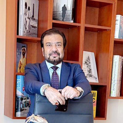 'If you cannot do great things, do small things in a great way.' – “NapoleonHill”  
#Entrepreneur 
#NewProfilePic