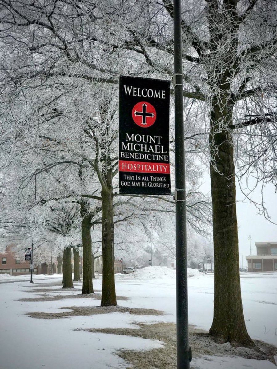 Mount_Michael's tweet image. Mount Michael will have a SNOW DAY on Monday, February 17. Enjoy the day off and we will see everyone Tuesday!