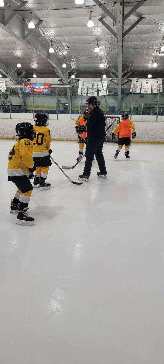 Neighbourhood Officer Amanda tweet media