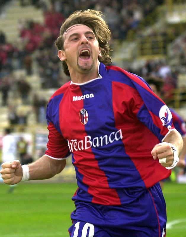 今日はジュゼッペ・シニョーリの誕生日(・∀・) パワーと正確性を兼ね