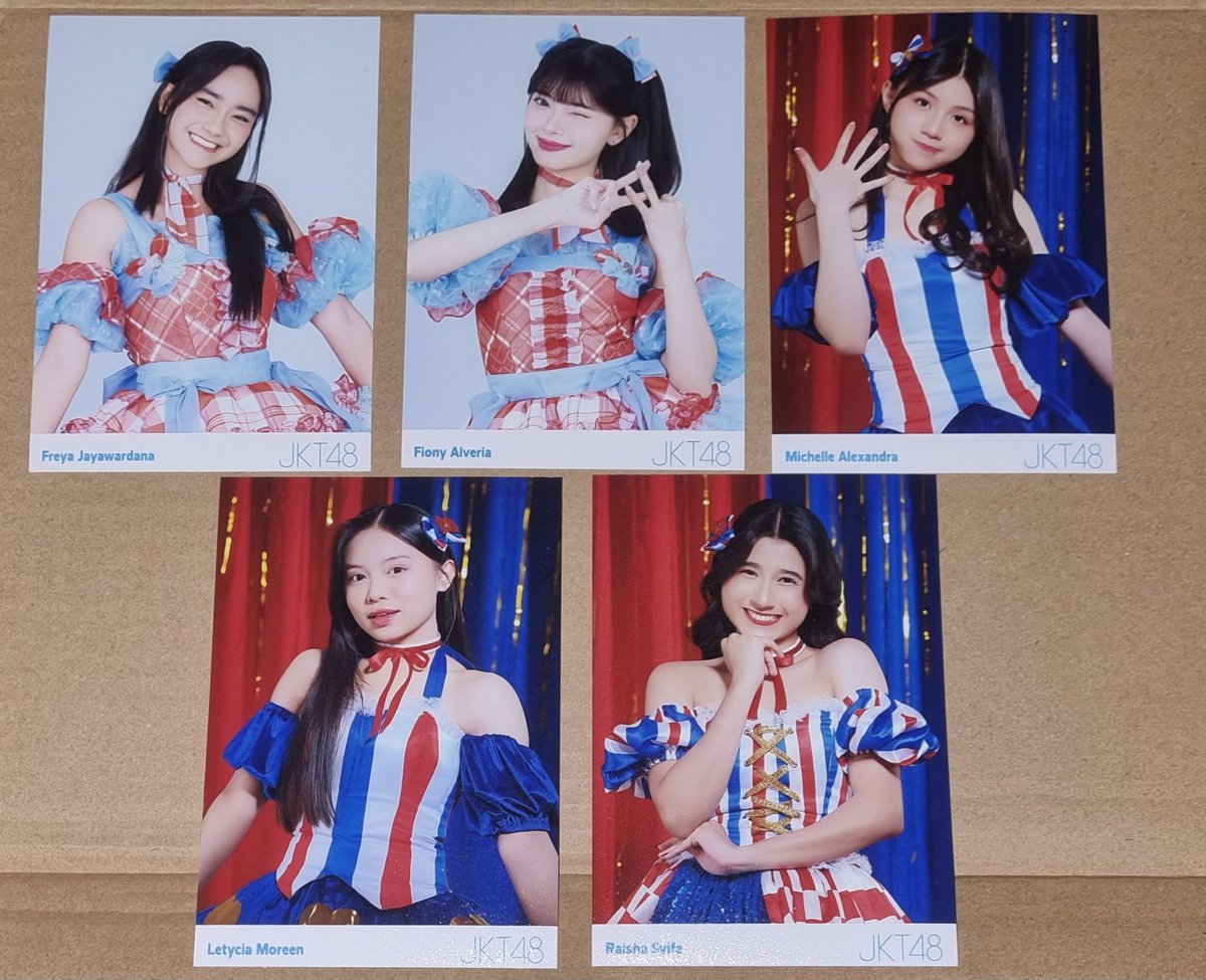 jkt48sbtbase's tweet photo. #JKT48Sell
WTS Photopack edisi JKT48 26th Single Personal Meet and Greet Festival. Bisa juga order lewat marketplace. Untuk yang berminat silahkan DM @ghyw_ https://t.co/ffn6FLfVD2