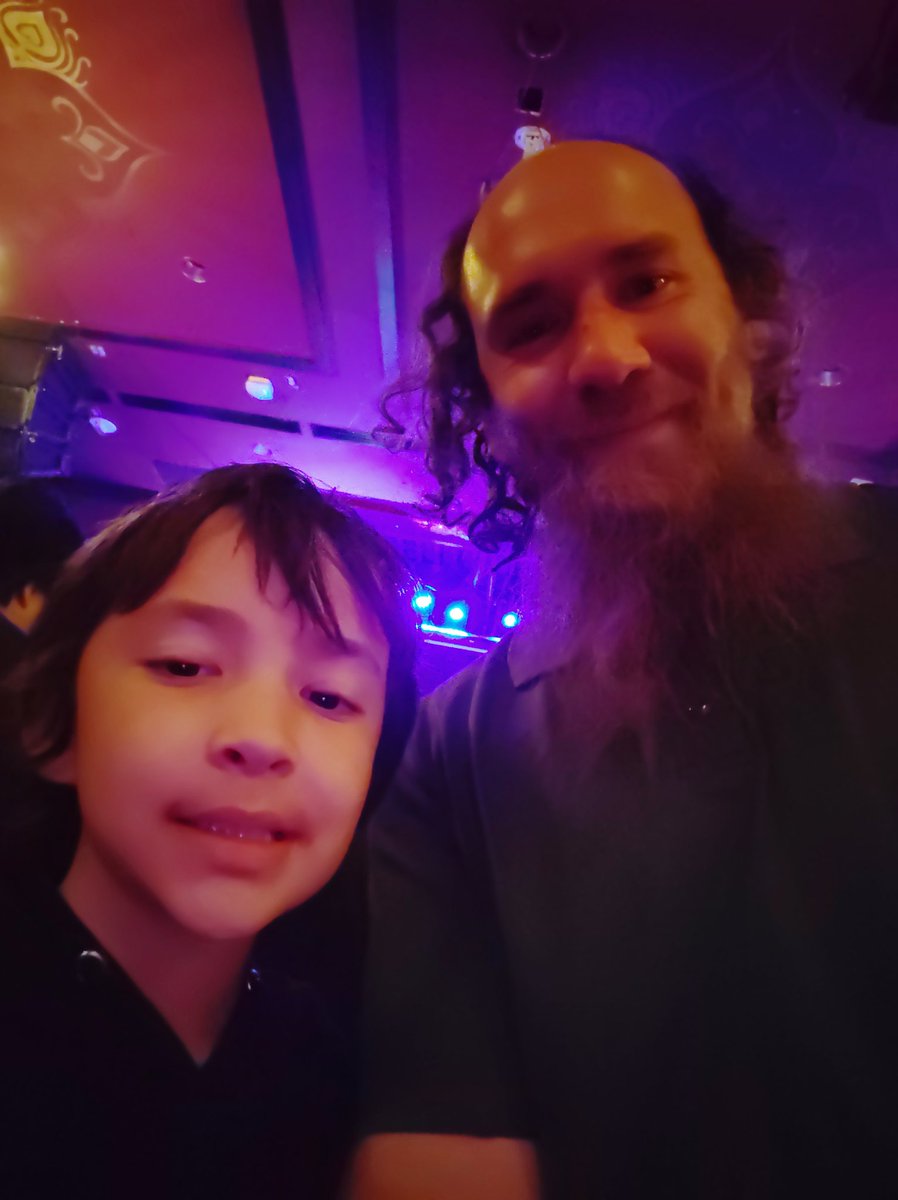 _SteeveeP's tweet photo. @MartyFriedemann and @nikki_shreds with my boy tonight. https://t.co/dnG1YCQVxN