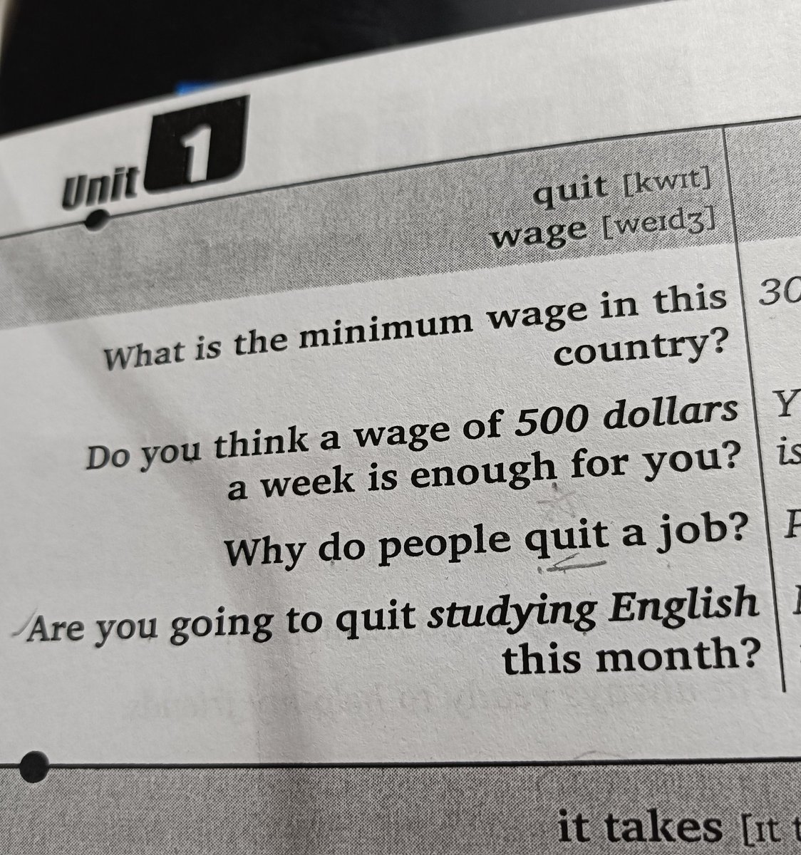 shimmeringman's tweet photo. Pina's teacher asked me what the minimum wage in Japan is.
I answered that it's probably around 50 US$/d.In the Philippines, it's 11 US$
. She said that Japanese people are rich, but not everyone seems that happy. I wanted to tell her that, but my English skills were not enough https://t.co/TlsS8kMtkn