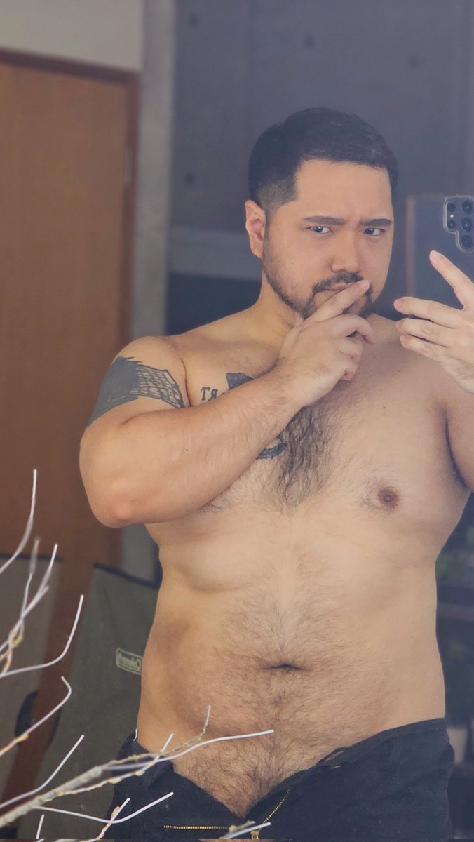 I'm getting that dad bod like.....?